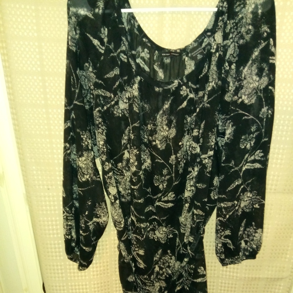 Blouse - Picture 3 of 4